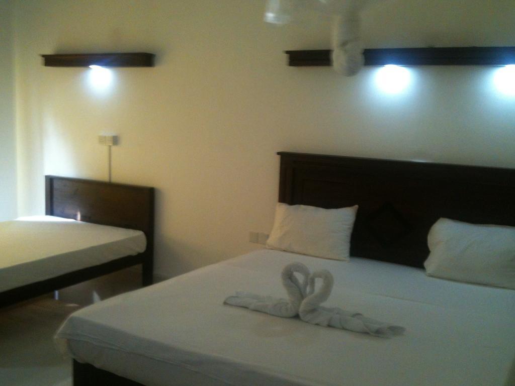 Suwa Arana Resort Mirissa Room photo