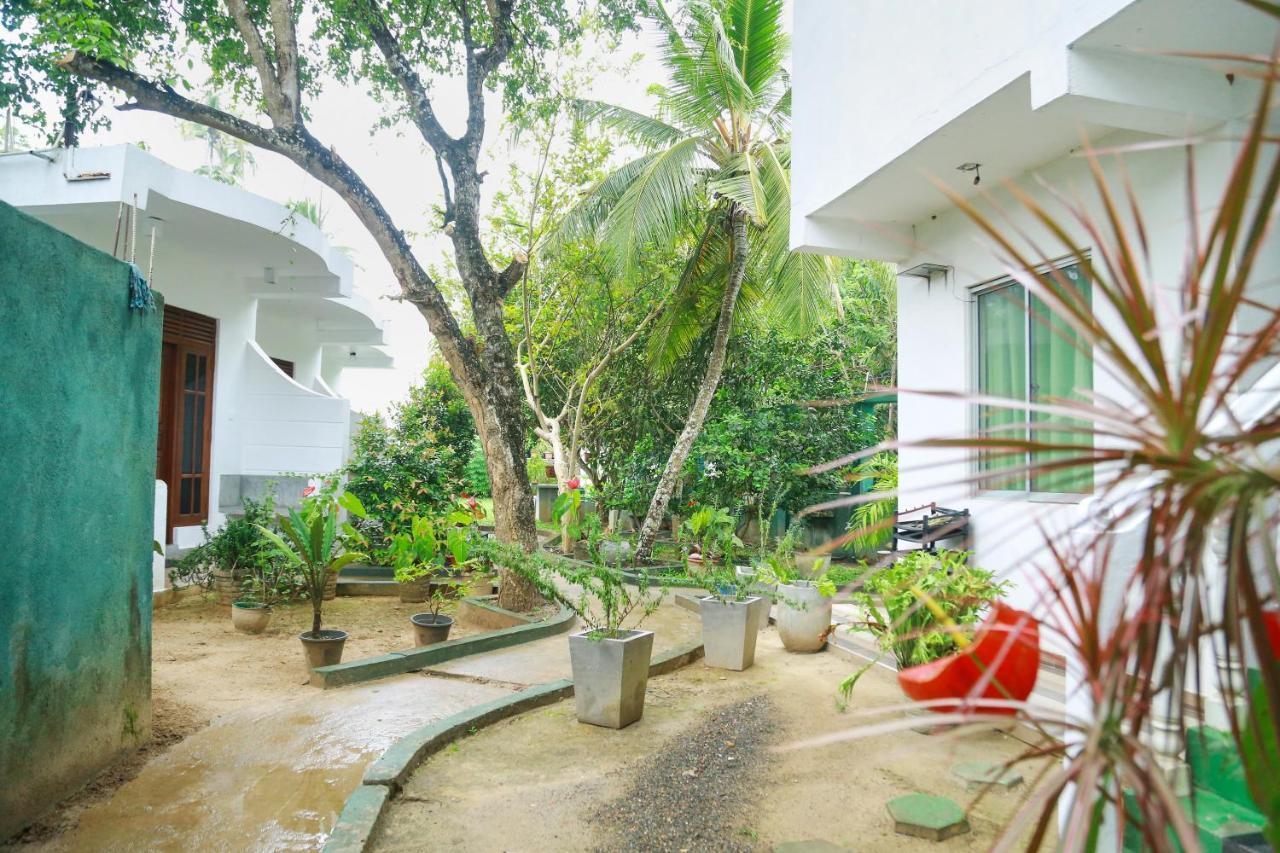 Suwa Arana Resort Mirissa Exterior photo