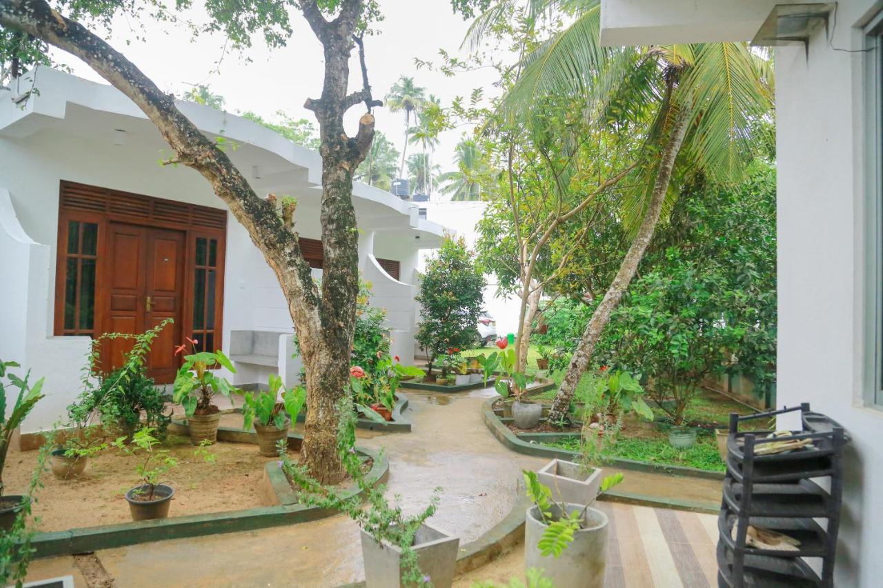 Suwa Arana Resort Mirissa Exterior photo